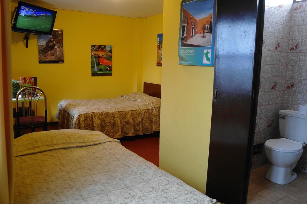 Hostal Iquique Λίμα Εξωτερικό φωτογραφία