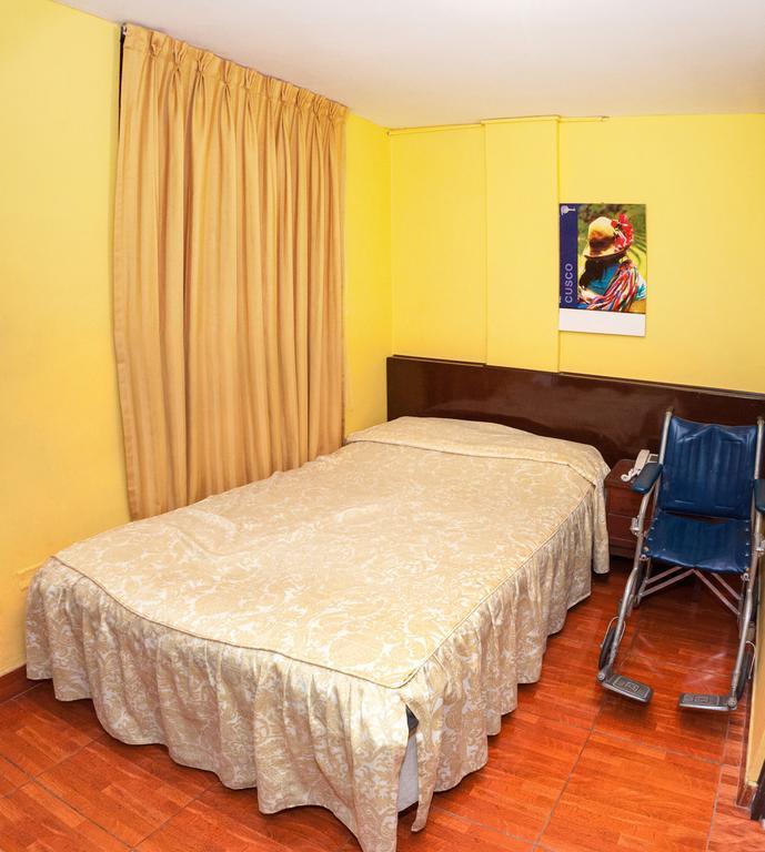 Hostal Iquique Λίμα Εξωτερικό φωτογραφία