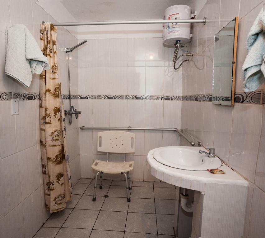 Hostal Iquique Λίμα Εξωτερικό φωτογραφία